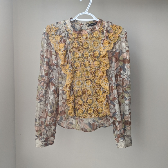 Embroidered Floral Print Blouse - Picture 9 of 13